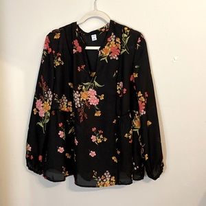 Old Navy blouse, black floral. Sz XL